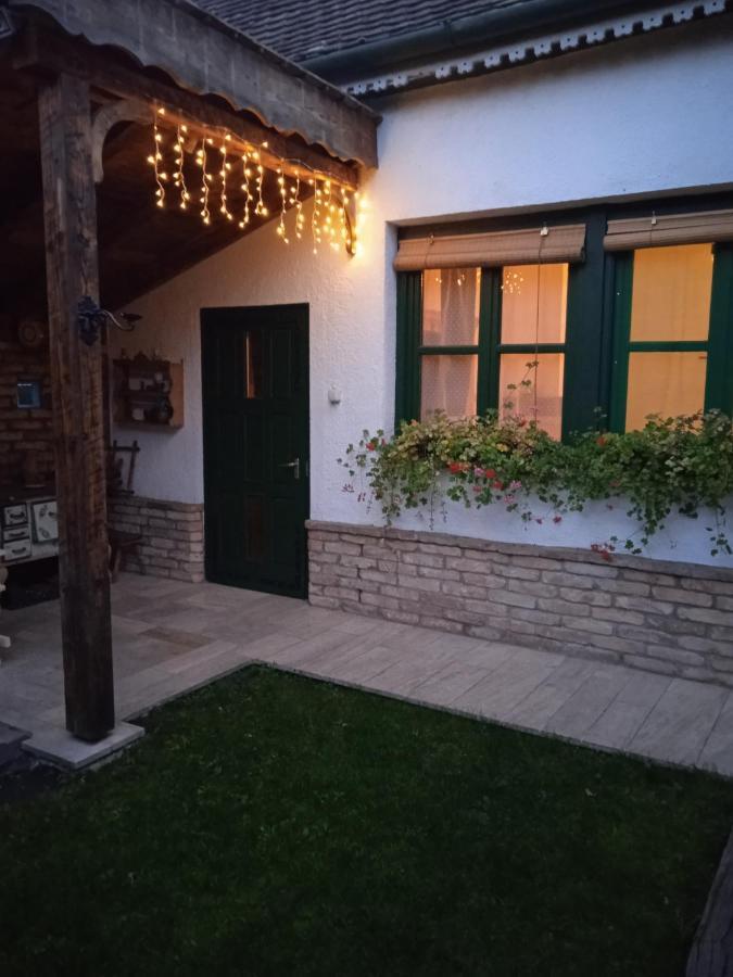 Veranda Vendeghaz Veroce Exterior photo