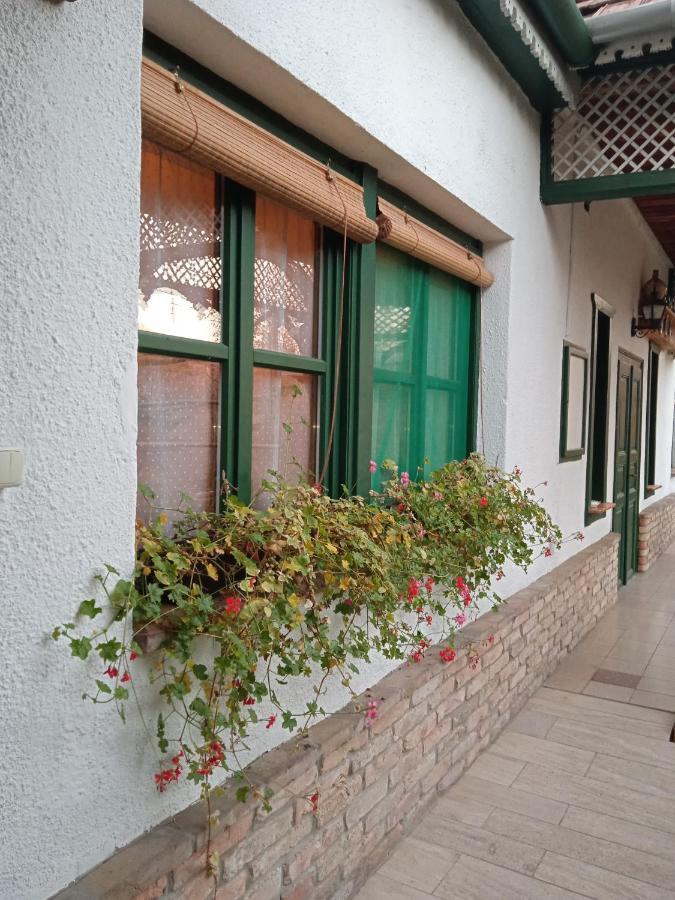 Veranda Vendeghaz Veroce Exterior photo