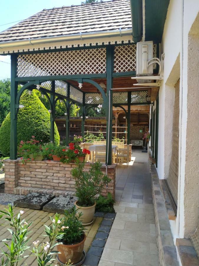 Veranda Vendeghaz Veroce Exterior photo