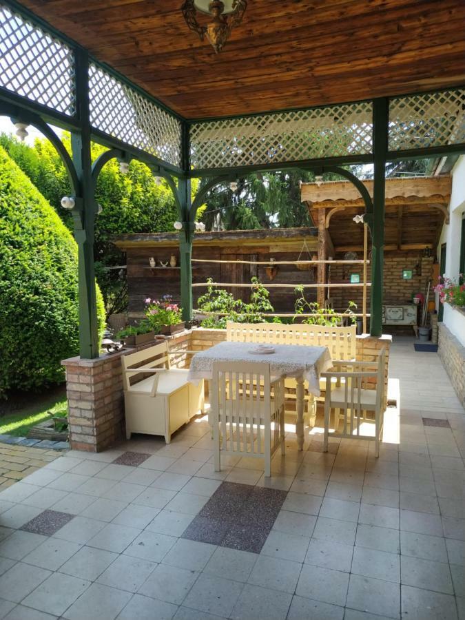 Veranda Vendeghaz Veroce Exterior photo